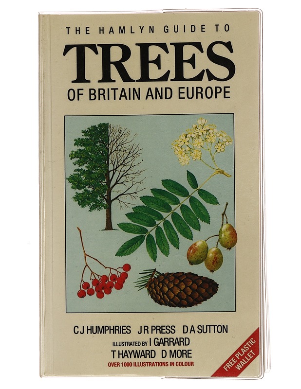 Hamlyn Guide Trees of Britain and Europe - C.J. Humphries - Tietokirjat - 10105463893 - 0