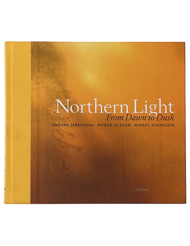 Northern Light - From Dawn to Dusk - Tietokirjat ja oppaat - 10105464877 - 0
