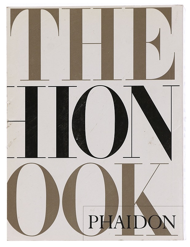 The Fashion Book - Buttolph, Angela - Tietokirjat ja oppaat - 10105465280 - 1