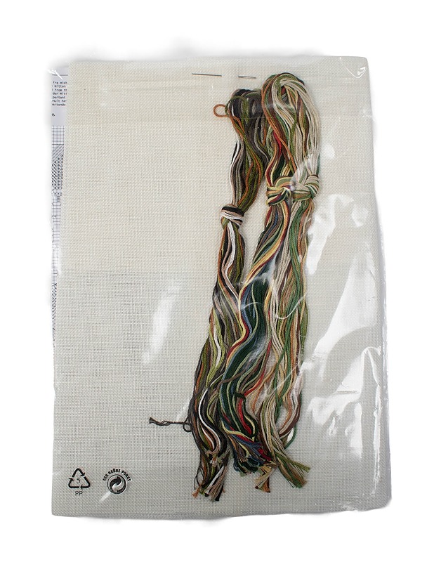 Kirjontatyö, 39 x 33 cm - Käsityö - 10105466272 - 1