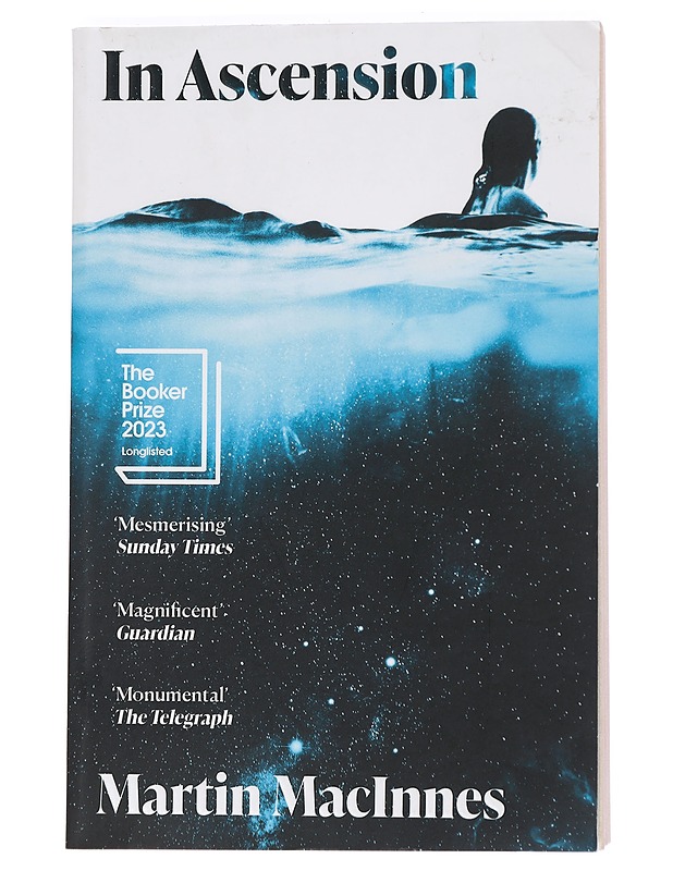 In ascension - Martin MacInnes - Romaanit ja novellit - 10105469755 - 0