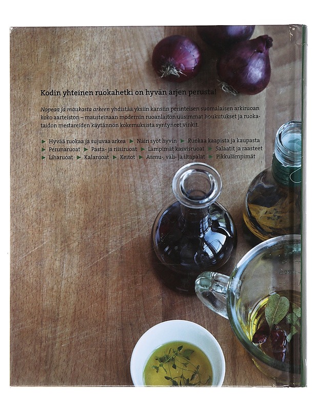 Ruokaa kotona!. Nopeaa ja maukasta arkeen  - Ruokakirjat - 10105473693 - 1