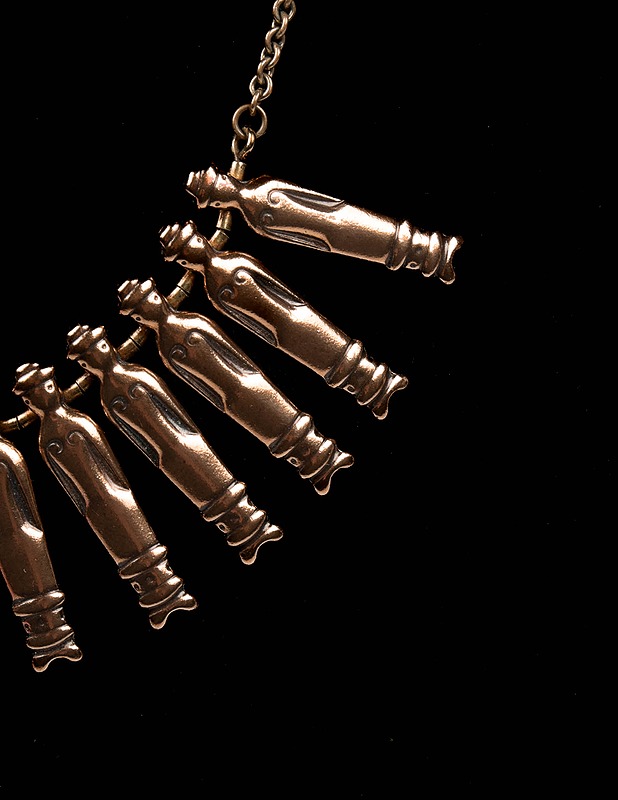 KALEVALA KORU Nukkekääty kaulakoru - pronssi - Korut - 10105474033 - 1