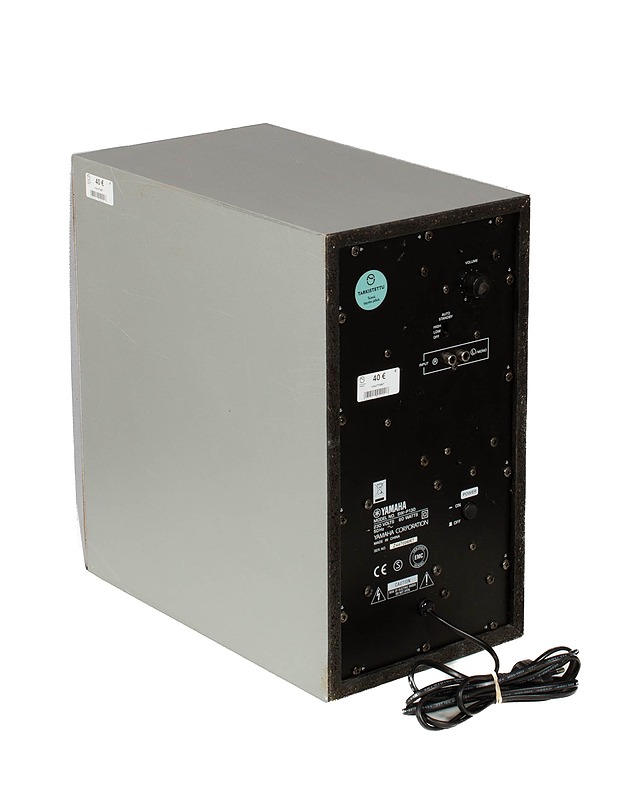 YAMAHA SW-P130 Subwoofer-kaiutin - Audio - 10105474184 - 1