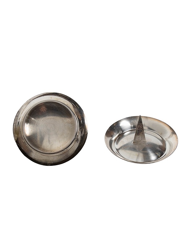 HÄMEEN HOPEAJALOSTE hopeiset juustonapit - Muut astiat - 10105474228 - 2