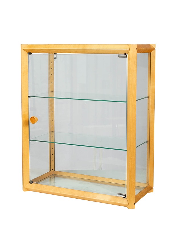 Lasivitriini - Hyllyt, lipastot ja arkut - 10105475357 - 0