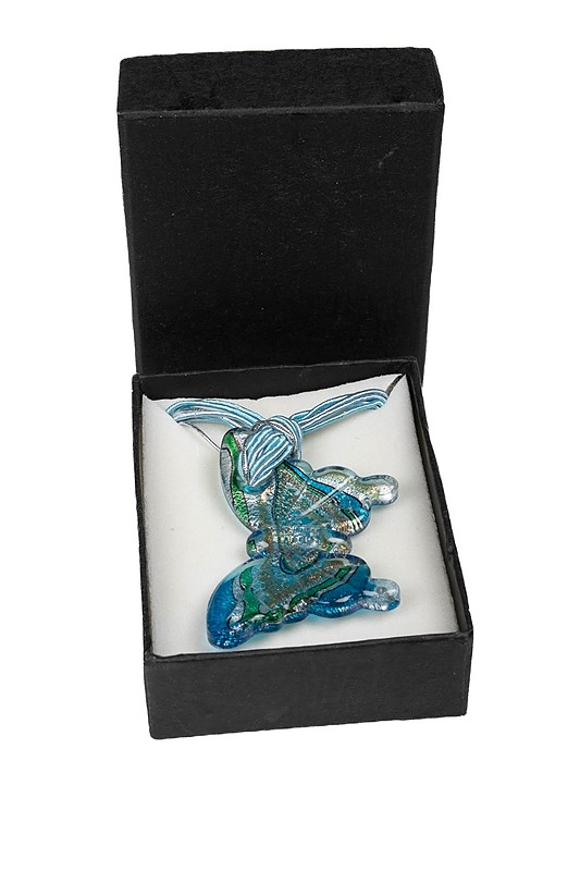 Kaulakoru perhosriipuksella - Korut - 10105477033 - 0