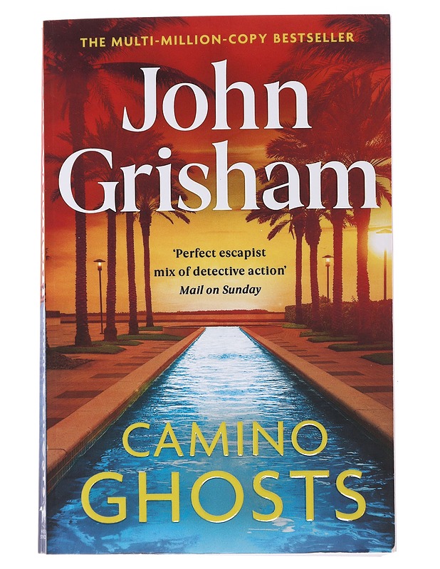 Camino Ghosts - John Grisham - Jännitys ja dekkarit - 10105477082 - 0