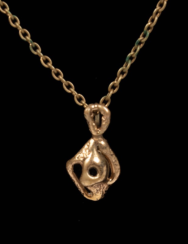 KULTASEPÄT SALOVAARA pronssiriipus - Korut - 10105477139 - 1