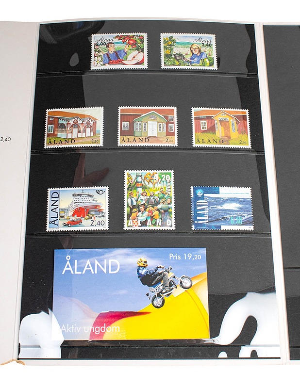 Ahvenanmaan postimerkit 1998 - Askartelu - 10105477799 - 2