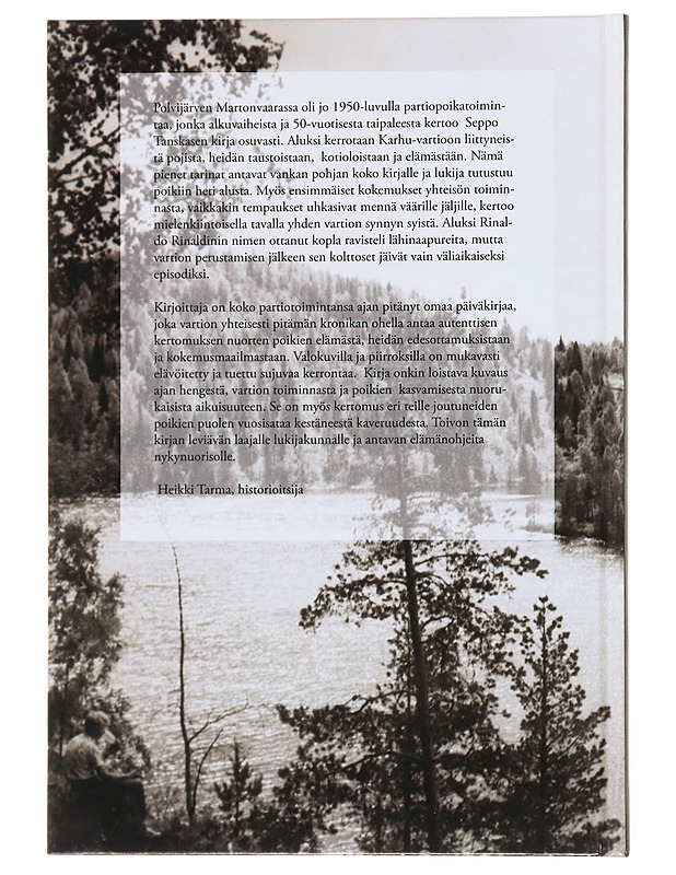 Karhunpojista ukkokarhuiksi - Seppo Tanskanen - Historiakirjat - 10105478662 - 1