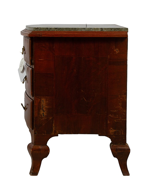 Antiikkilipasto - Hyllyt, lipastot ja arkut - 10105478860 - 3