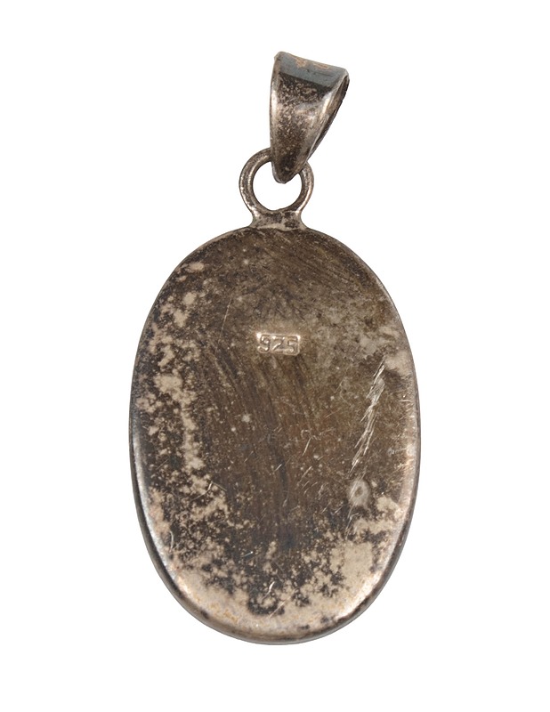 Hopeinen helmiäisamuletti - Askartelu - 10105479778 - 1