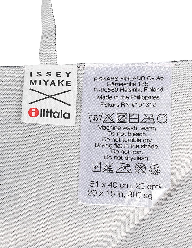 ISSEY MIYAKE X IITTALA lautasliinasetti - Designsuosikit - 10105481295 - 3