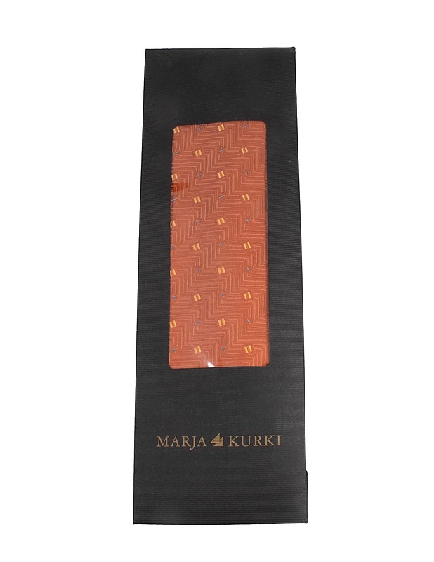 MARJA KURKI solmio