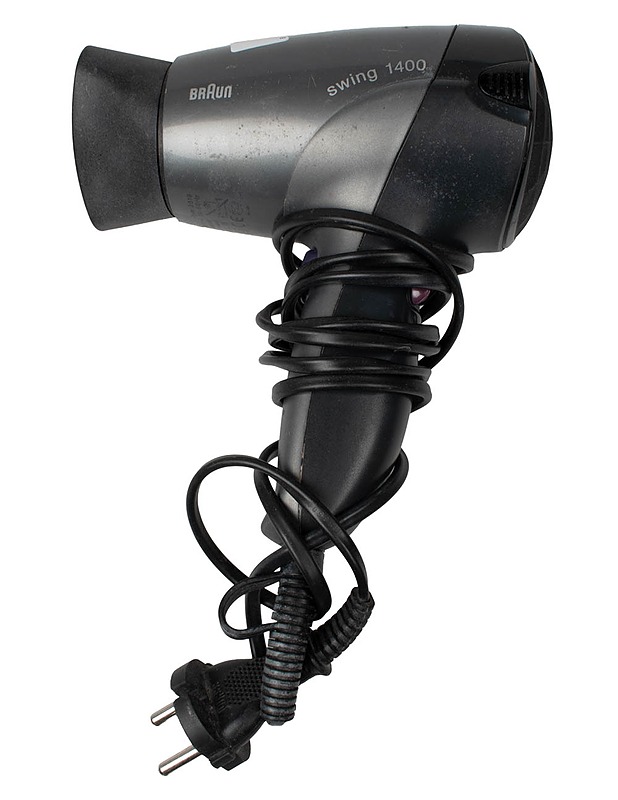 BRAUN Swing 1400 hiustenkuivain - Pienkodinkoneet - 10105483626 - 1