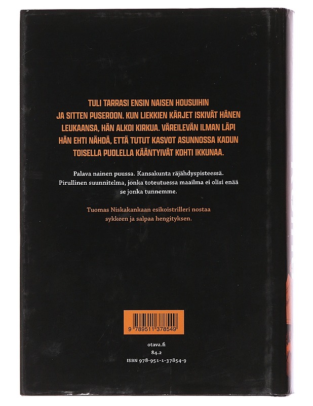 Roihu - Tuomas Niskakangas - Jännitys ja dekkarit - 10105483705 - 1