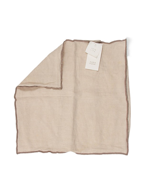 ZARA HOME sisustustyynynpäällinen, 45x45 cm - Muut kodintekstiilit - 10105484381 - 0