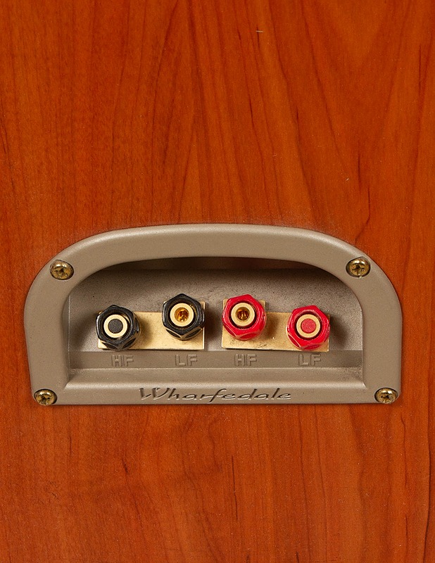 WHARFEDALE Diamond 8.4 lattiakaiutinpari - Audio - 10105485750 - 2