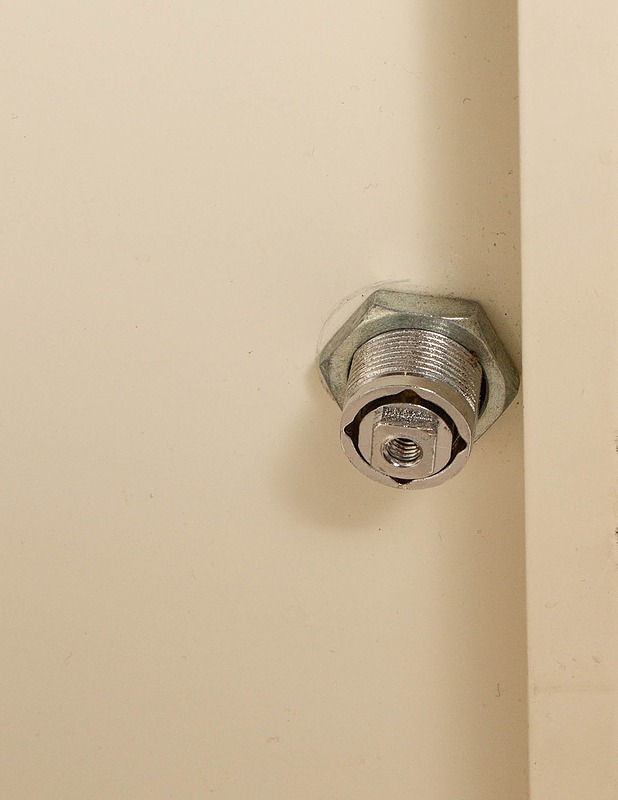 Metallinen toimistokaappi - Hyllyt, lipastot ja arkut - 10105486474 - 3