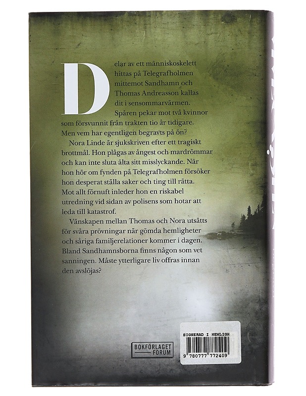 I hemlighet begravd - Viveca Sten - Romaanit ja novellit - 10105489452 - 1