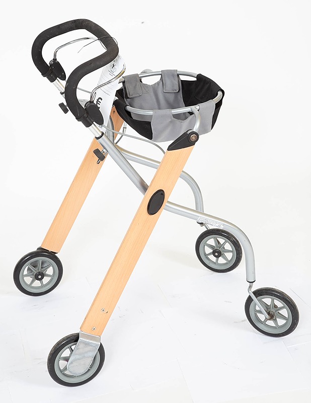 TRUST rollaattori sisäkäyttöön - Erikoispyörät - 10105490175 - 2