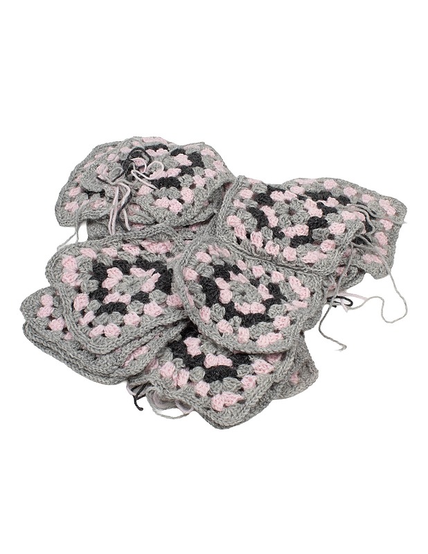 Isoäidin neliöt - Käsityö - 10105491314 - 0