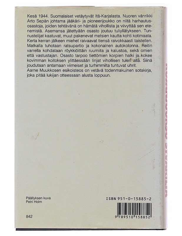 Kujanjuoksu Syväriltä : romaani - Aarne Muukkonen - Romaanit ja novellit - 10105491435 - 1