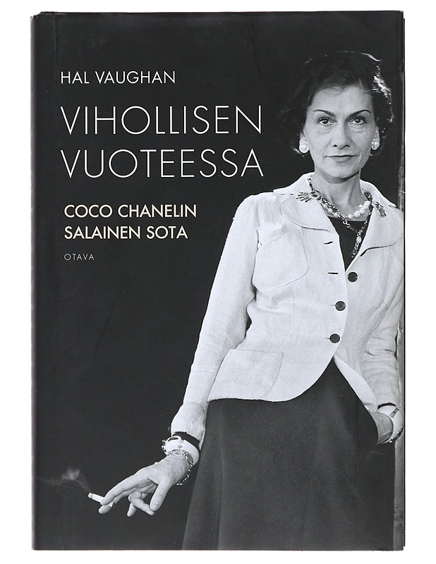 Vihollisen vuoteessa : Coco Chanelin salainen sota - Vaughan, Hal - Elämäkerrat ja muistelmat - 10105492089 - 0