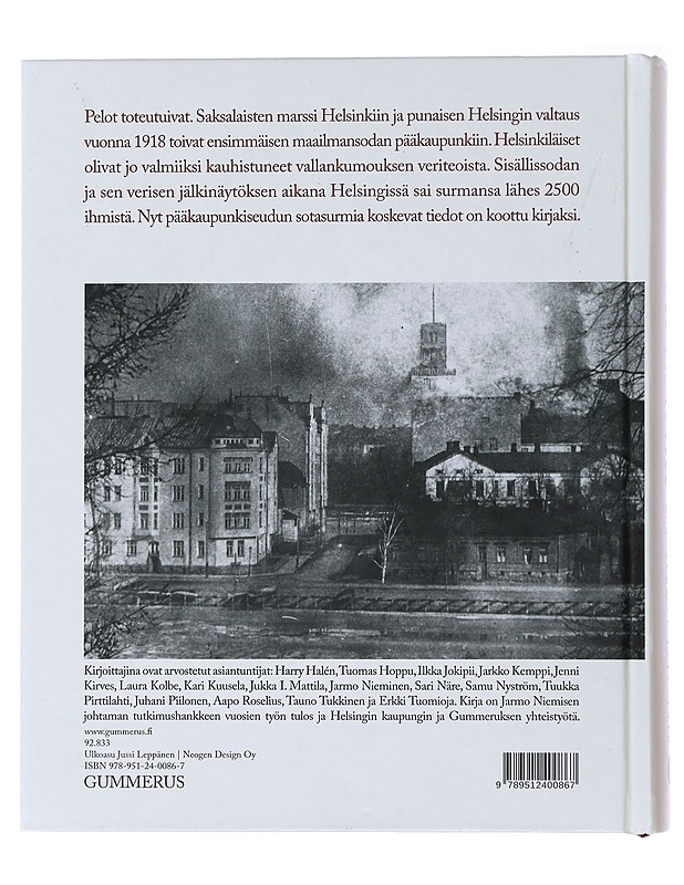 Hautausmaa ja lentokenttä - Jarmo Nieminen - Elämäkerrat ja muistelmat - 10105492364 - 1