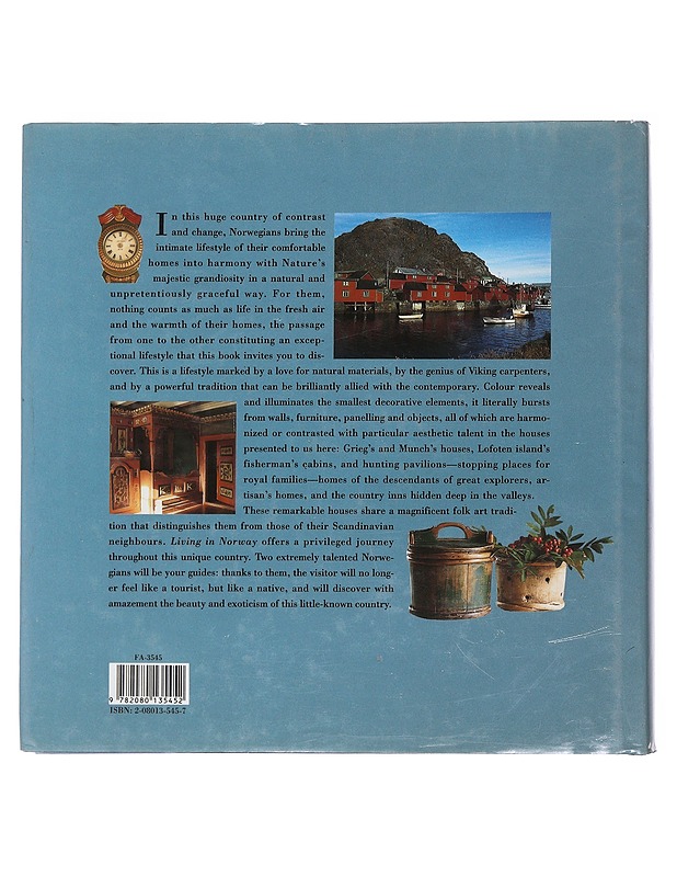 Living in Norway - Holte, Elisabeth - Tietokirjat ja oppaat - 10105493453 - 1