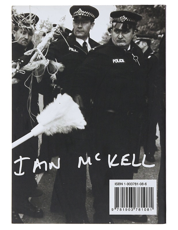 Fashion forever : 30 years of subculture - McKell, Ian - Tietokirjat ja oppaat - 10105494037 - 1