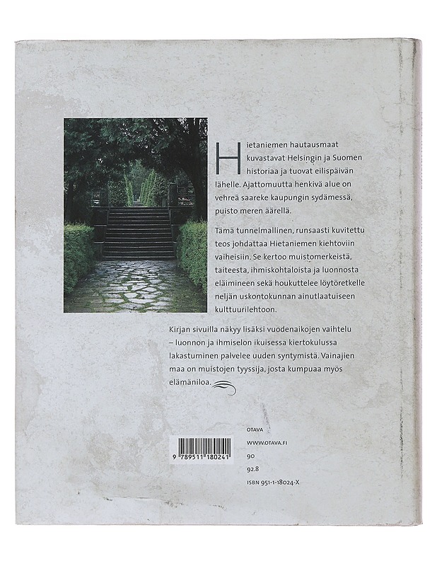 Elävä hiljaisuus : Hietaniemen hautausmailla - Juhani Seppovaara - Tietokirjat ja oppaat - 10105494580 - 1