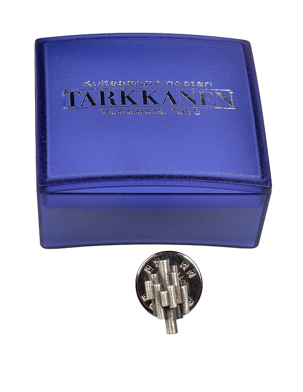 TARKKANEN OY Monument rintamerkki - Korut - 10105494623 - 0