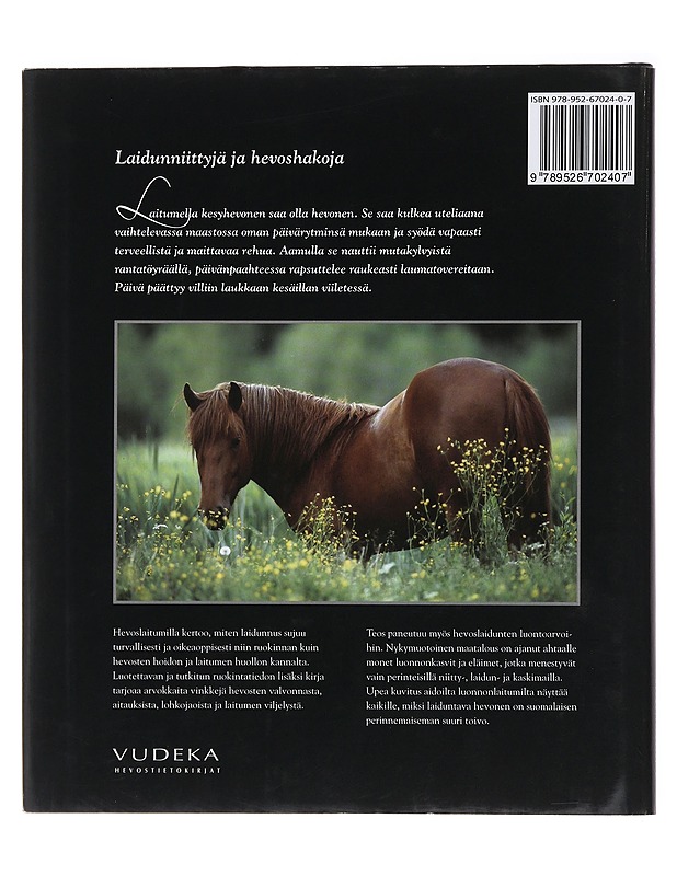 Hevoslaitumilla - Erola, Juha - Tietokirjat ja oppaat - 10105496284 - 1