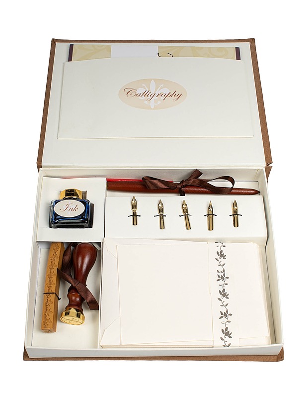 Kalligraphiesetti, 12 osaa - Askartelu - 10105496357 - 0