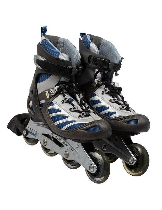 SALOMON miesten rullaluistimet, 42 - Muut urheiluvälineet ja vapaa-aika - 10105496737 - 1