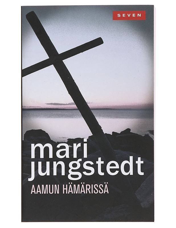 Aamun hämärissä - Jungstedt, Mari - Jännitys ja dekkarit - 10105497623 - 0