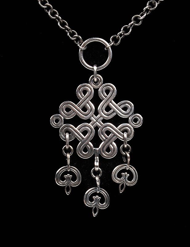 KALEVALA KORU Karjalainen nauhapunos riipus - Korut - 10105499772 - 1