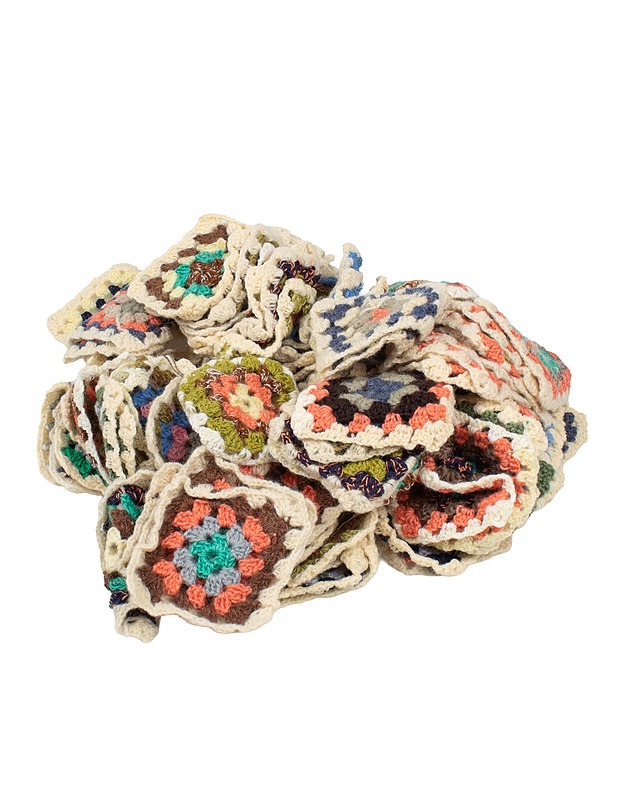 Isoäidin neliö, 86 kpl - Käsityö - 10105501688 - 0