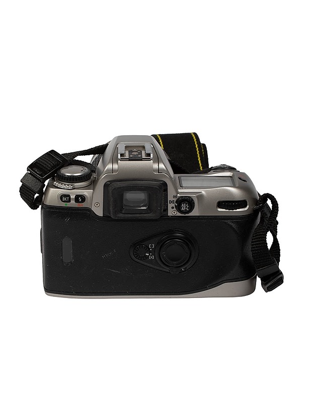 NIKON F80 järjestelmäkamera - Muut urheiluvälineet ja vapaa-aika - 10105502089 - 2