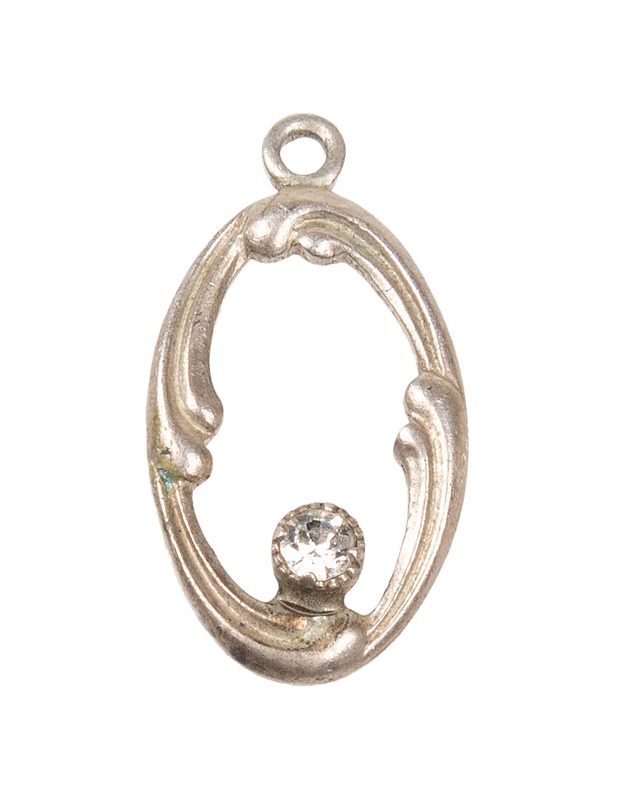 Hopeinen amuletti - Askartelu - 10105502108 - 0