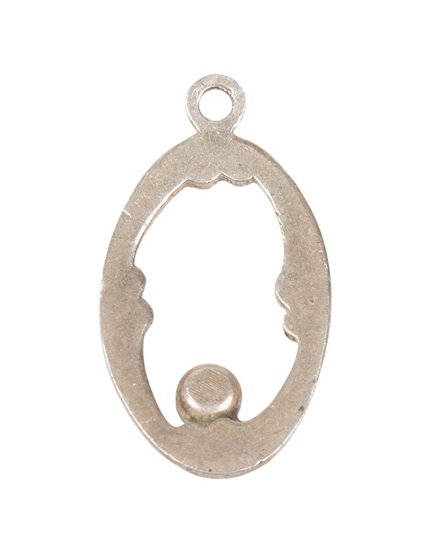 Hopeinen amuletti - Askartelu - 10105502108 - 1