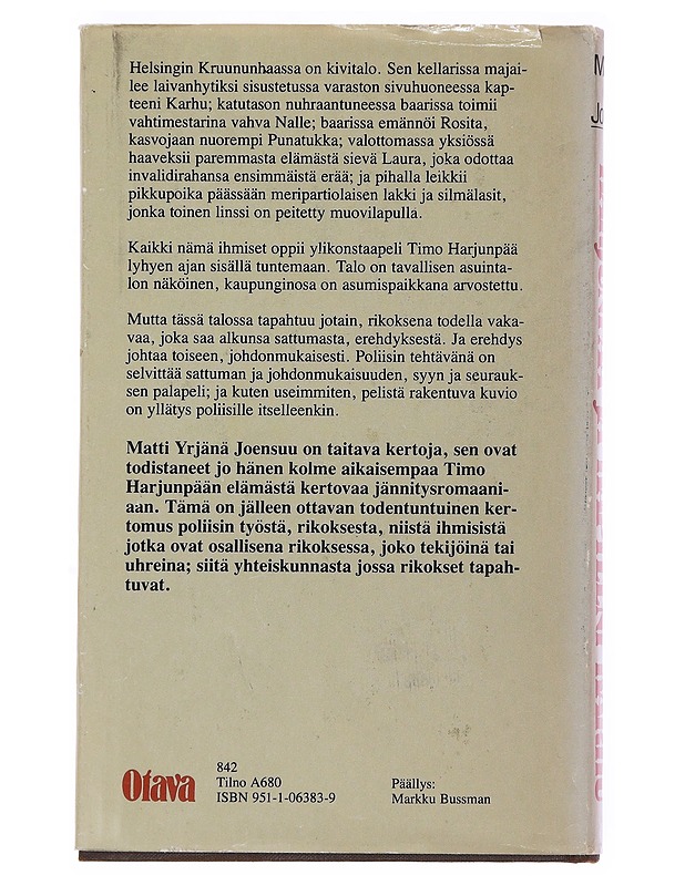 Harjunpää ja kapteeni Karhu : romaani rikoksesta, sen osapuolista ja tutkimisesta - Matti Yrjänä Joensuu - Romaanit ja novellit - 10105502970 - 1