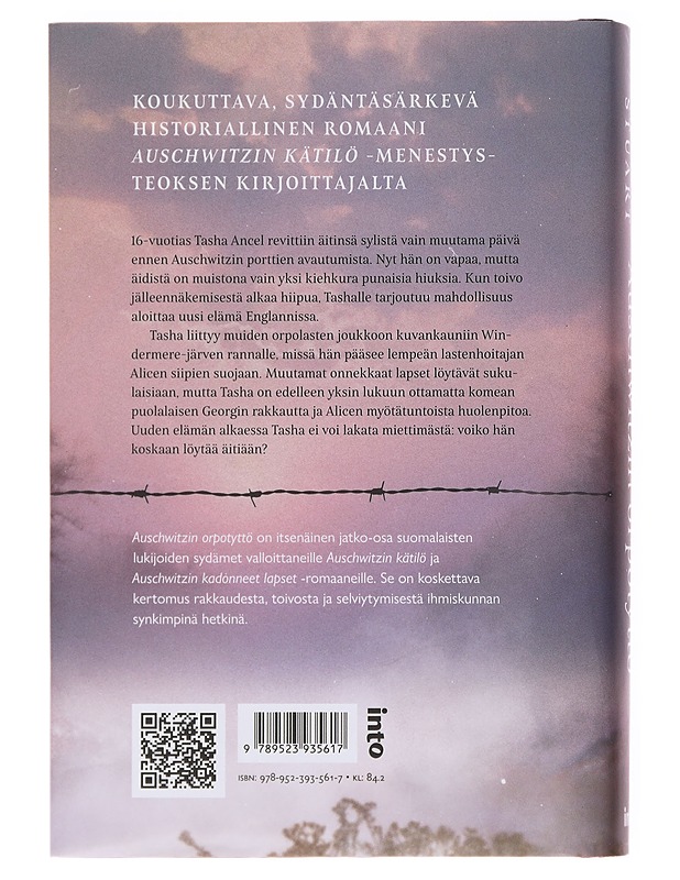 Auschwitzin orpotyttö - Stuart, Anna - Romaanit ja novellit - 10105503592 - 1