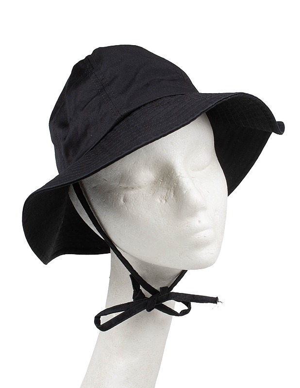 GUGGUU hattu, M - Päähineet - 10105508229 - 0