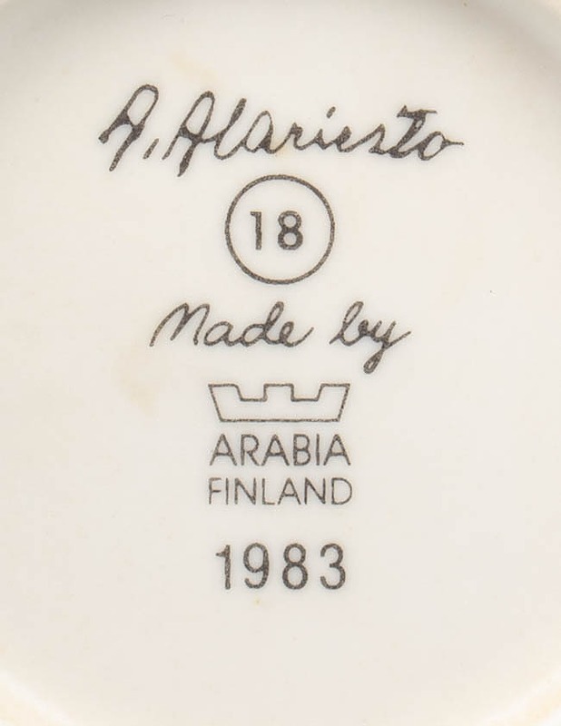 ARABIA Valtakuntien rajapyykki 1983 seinälautanen - Designsuosikit - 10105508902 - 2