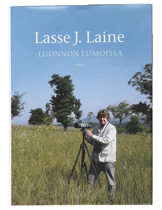Luonnon lumoissa - Lasse J. Laine - Tietokirjat ja oppaat - 10105510221 - 0