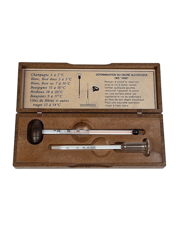 Viinimittarisetti puukotelossa - Muut astiat - 10105510643 - 1