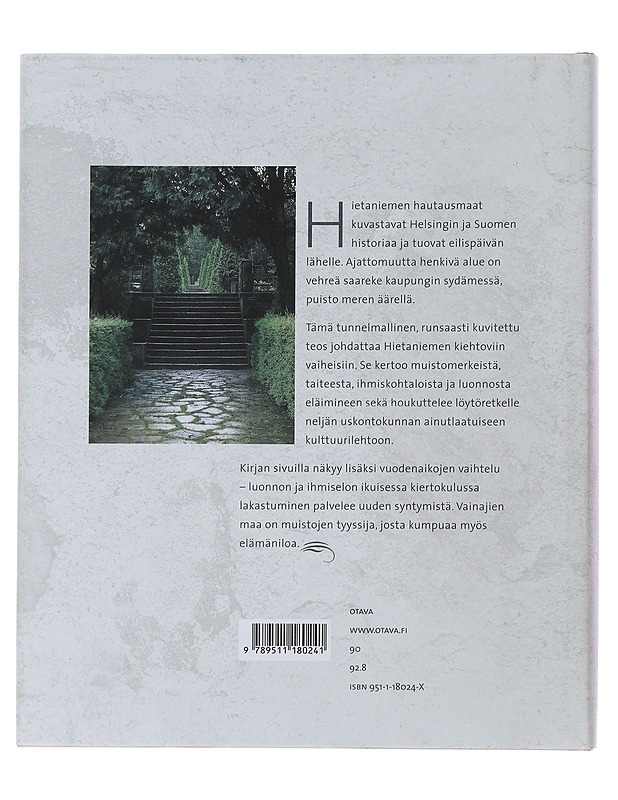 Elävä hiljaisuus : Hietaniemen hautausmailla - Juhani Seppovaara - Tietokirjat ja oppaat - 10105510652 - 1